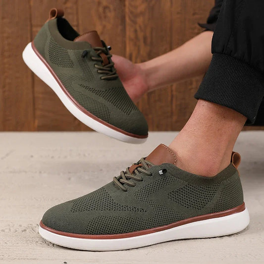 Fashionable Avant Garde Men's Sports Shoes Knitted Mesh Breathable