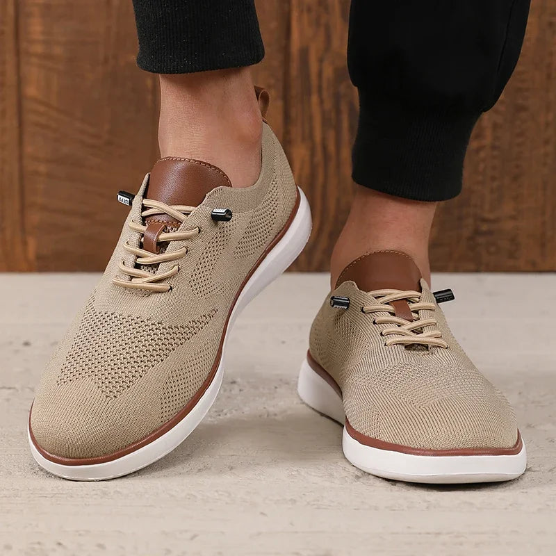 Fashionable Avant Garde Men's Sports Shoes Knitted Mesh Breathable