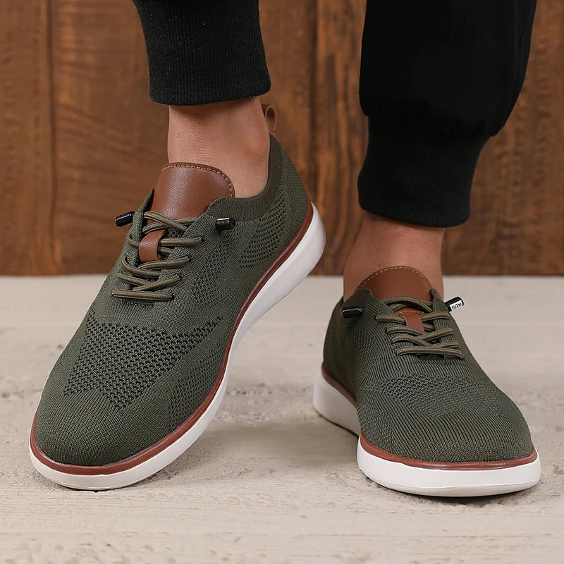 Fashionable Avant Garde Men's Sports Shoes Knitted Mesh Breathable
